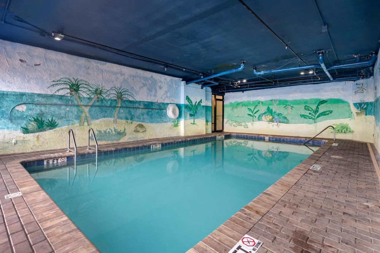 Tropical Winds Resort Hotel Daytona Beach Bagian luar foto