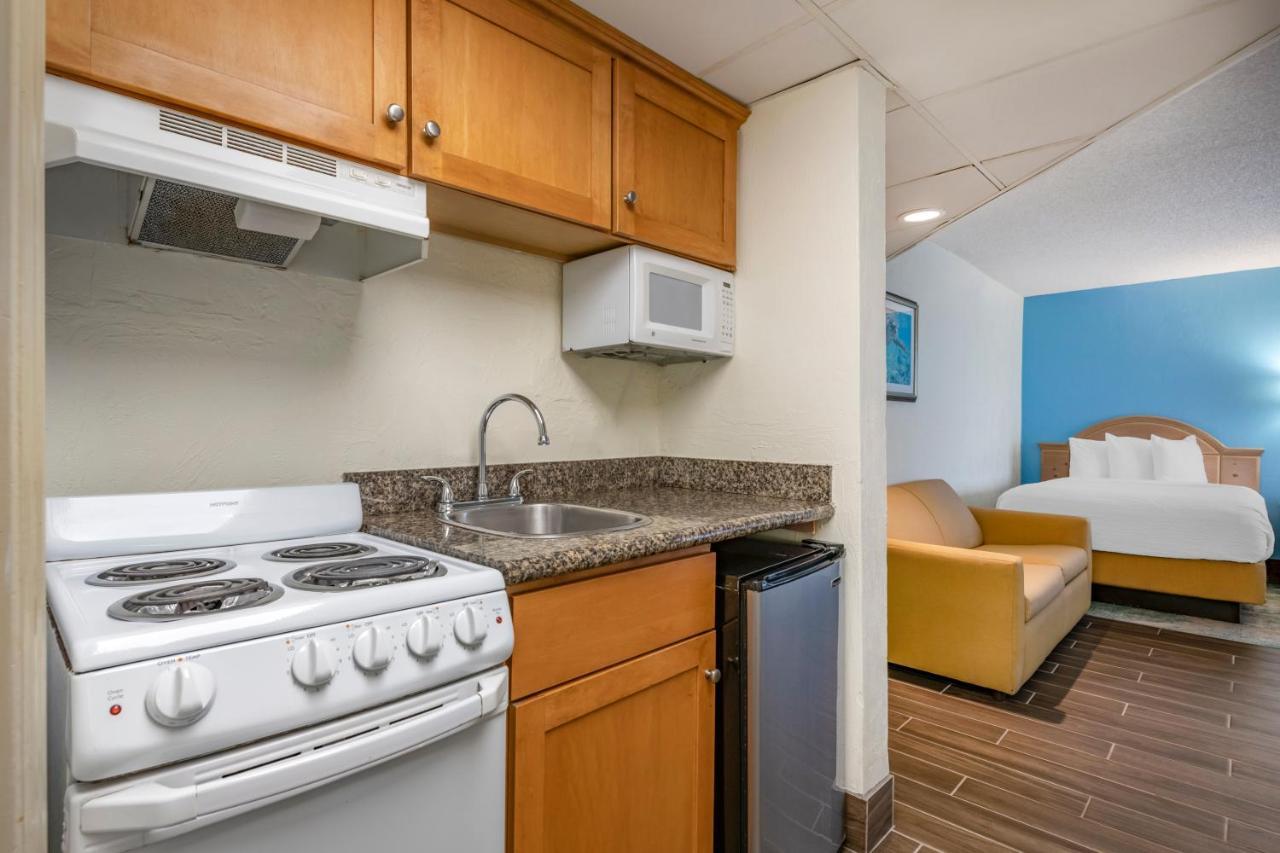 Tropical Winds Resort Hotel Daytona Beach Bagian luar foto